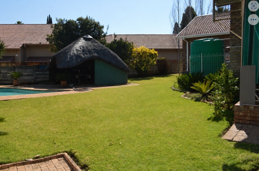 4 Bedroom Property for Sale in Wilkeville North West